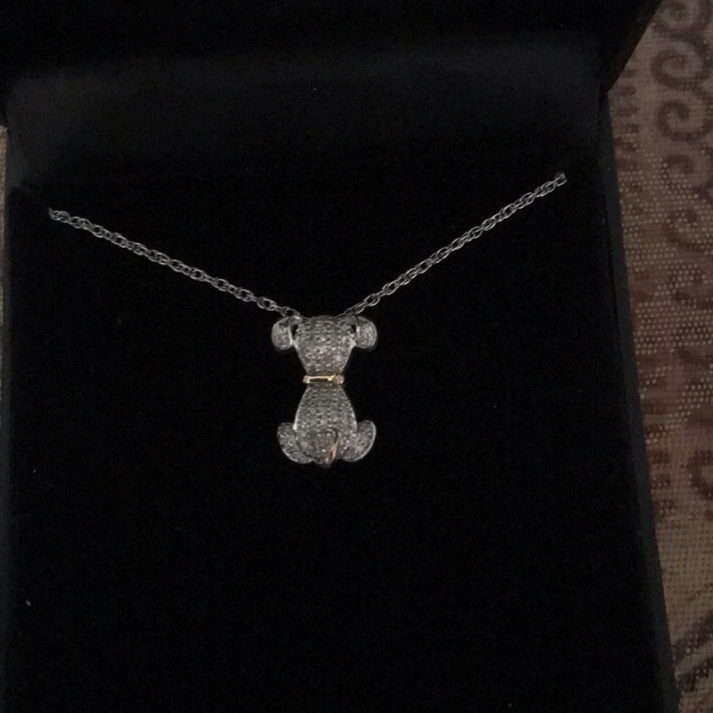 Dog Lovers!  Dog Pendent Necklace